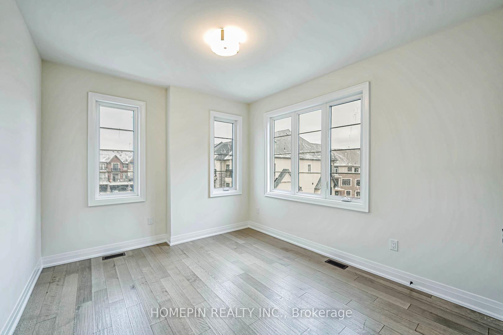 Photo 22 of 8 Gardeners Lane, Markham, Angus Glen — HOMEH