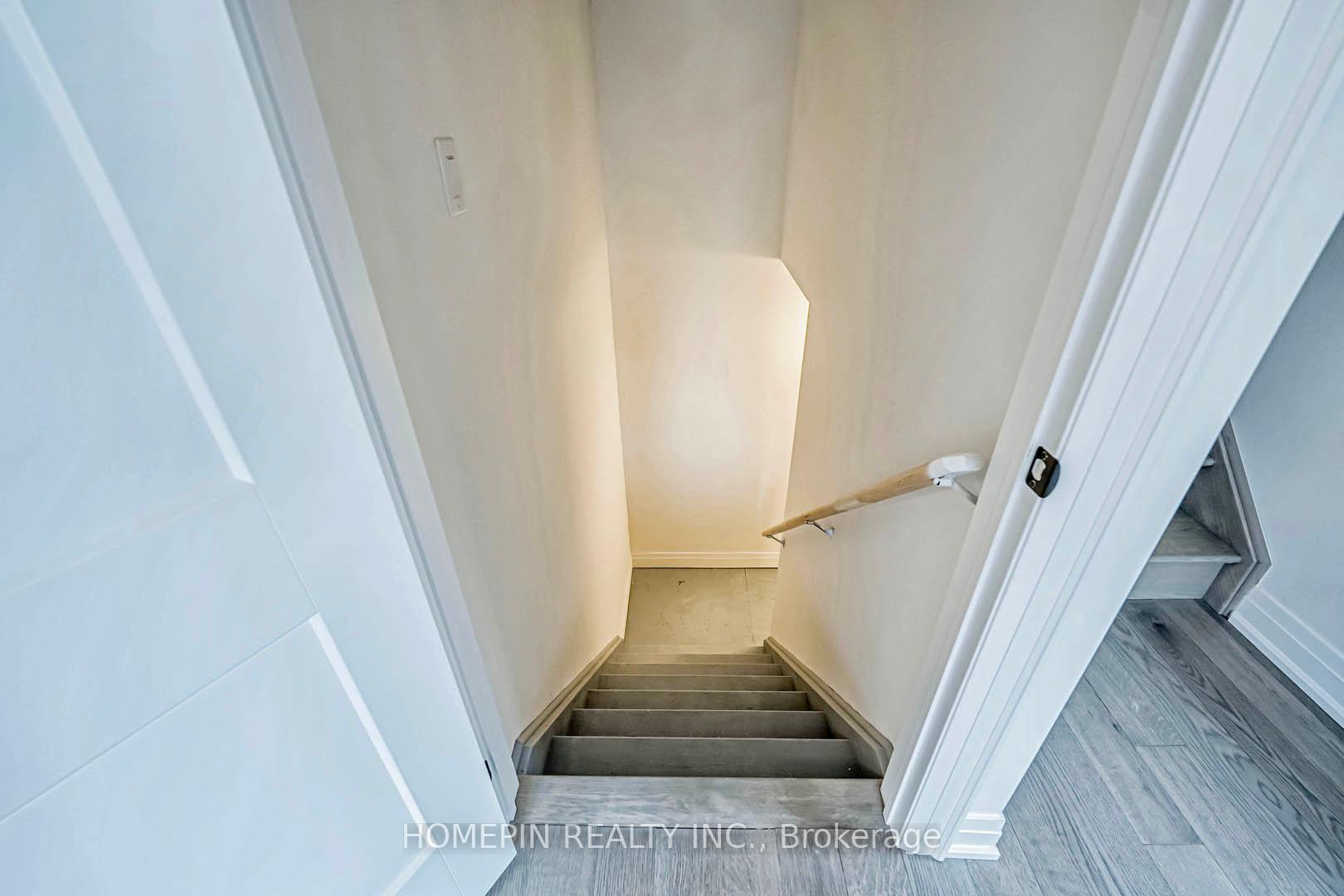 Photo 30 of 8 Gardeners Lane, Markham, Angus Glen — HOMEH