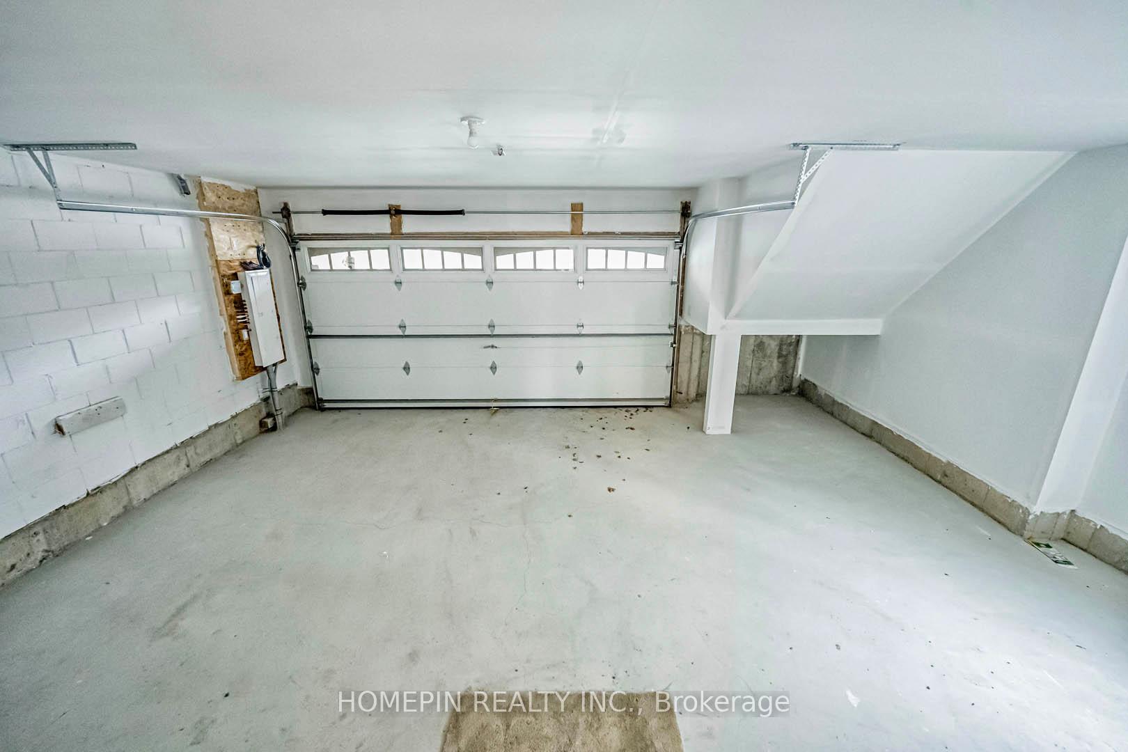 Photo 32 of 8 Gardeners Lane, Markham, Angus Glen — HOMEH