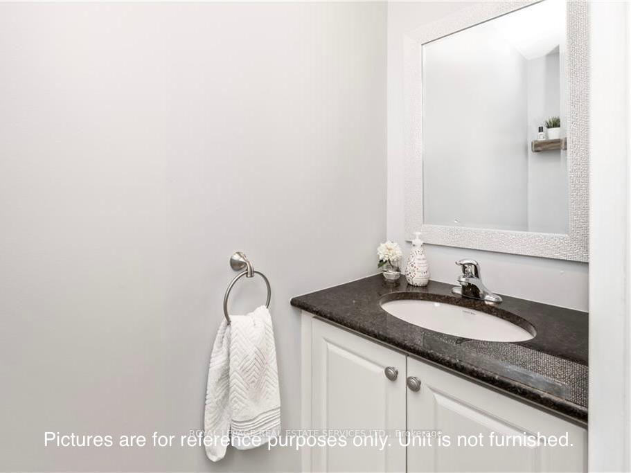 Photo 18 of 59 Southshore Crescent, Hamilton, Lakeshore — HOMEH