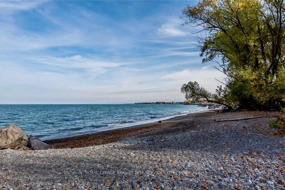 Photo 44 of 59 Southshore Crescent, Hamilton, Lakeshore — HOMEH
