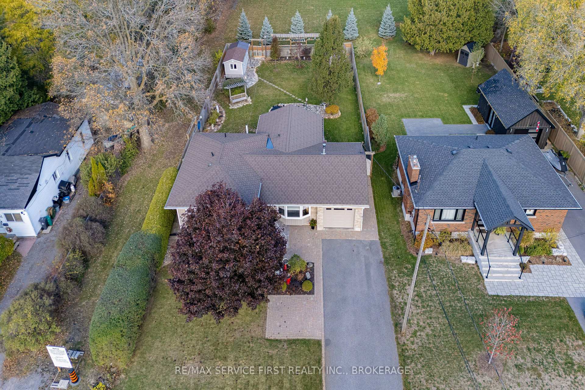 Photo 2 of 998 Woodbine Road, Kingston, North of Taylor-Kidd Blvd — HOMEH
