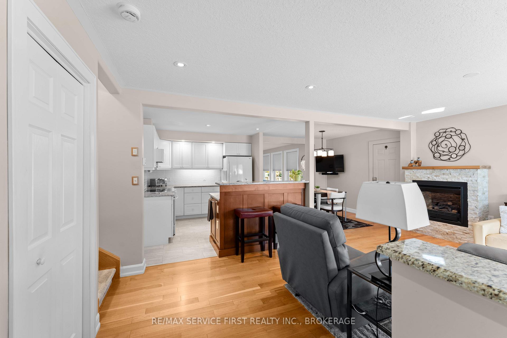 Photo 5 of 998 Woodbine Road, Kingston, North of Taylor-Kidd Blvd — HOMEH
