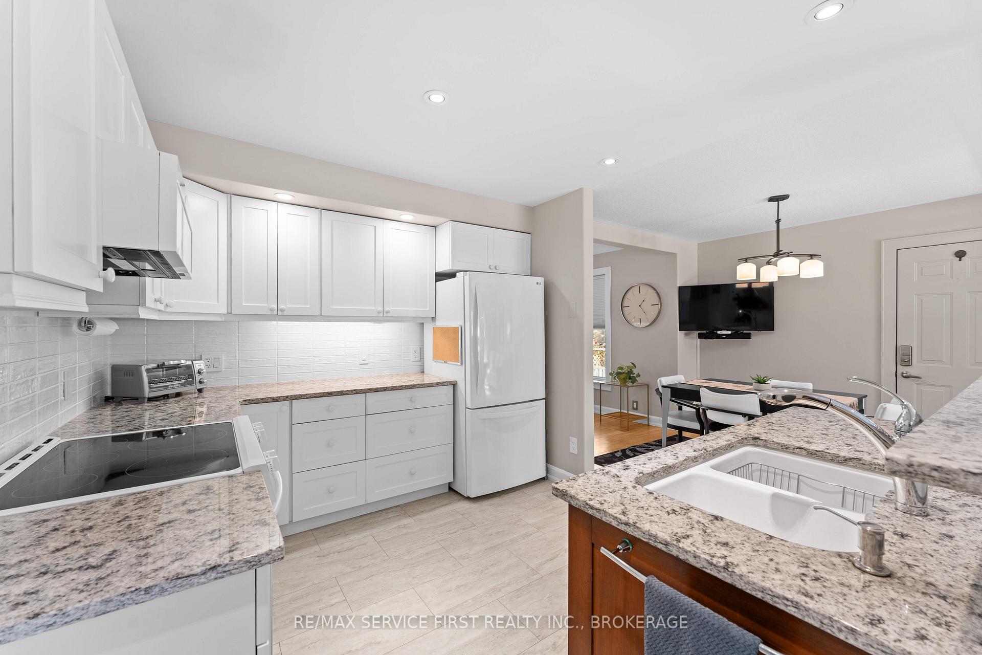 Photo 10 of 998 Woodbine Road, Kingston, North of Taylor-Kidd Blvd — HOMEH
