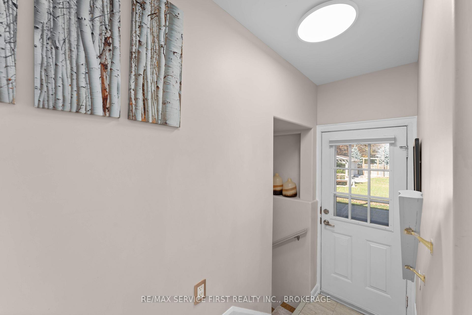 Photo 30 of 998 Woodbine Road, Kingston, North of Taylor-Kidd Blvd — HOMEH
