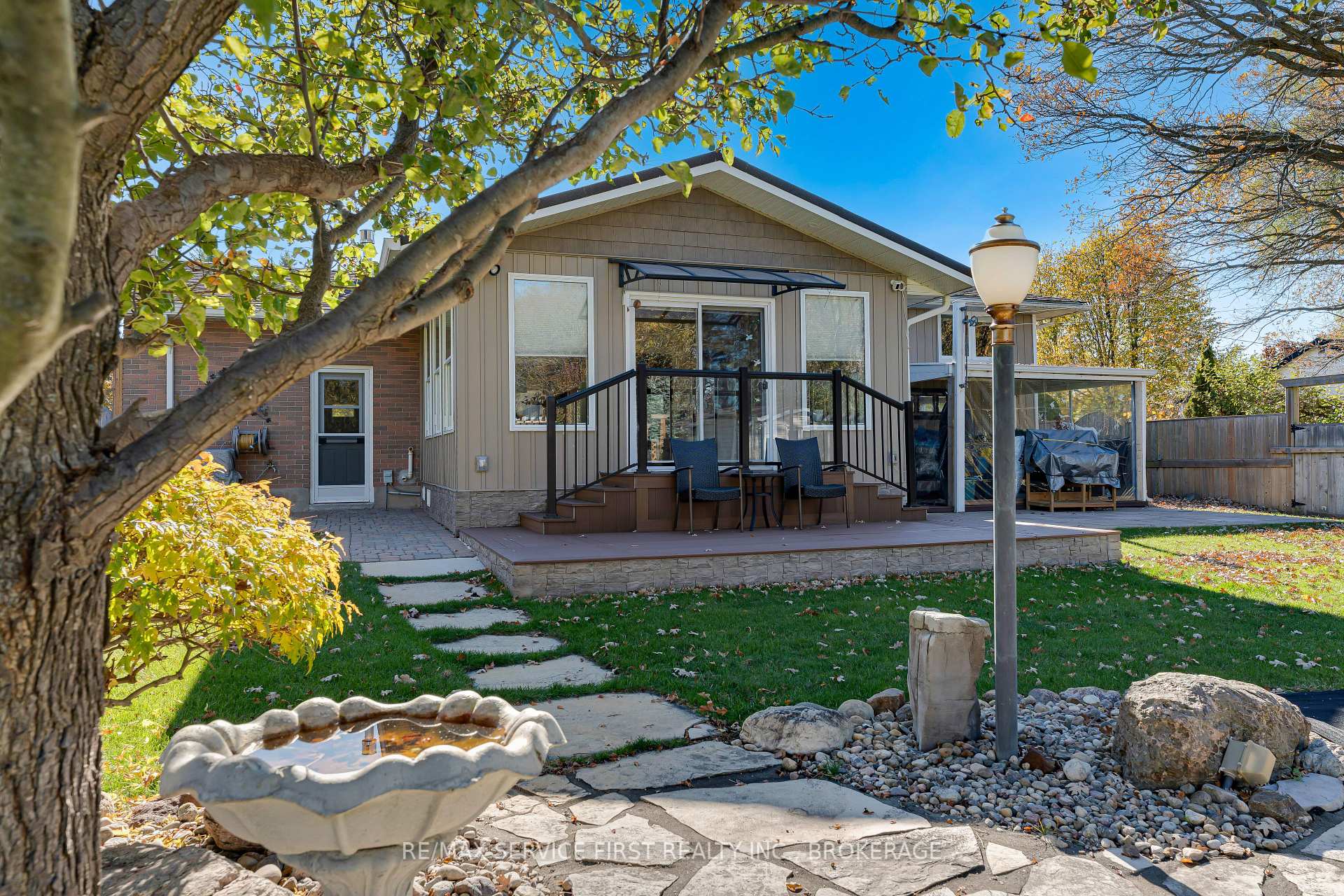 Photo 40 of 998 Woodbine Road, Kingston, North of Taylor-Kidd Blvd — HOMEH