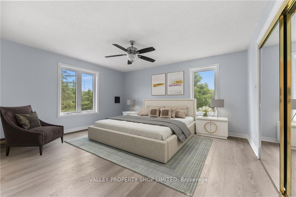 Photo 3 of 876 Russett Drive, McNab/Braeside, Mcnab/Braeside Twps — HOMEH
