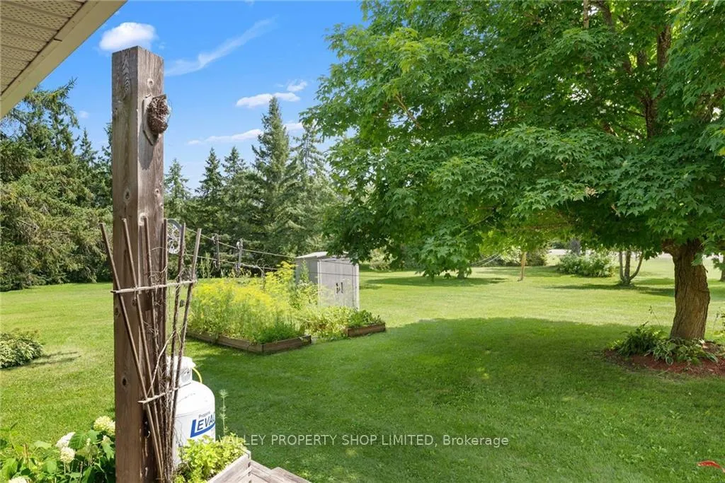 Photo 29 of 876 Russett Drive, McNab/Braeside, Mcnab/Braeside Twps — HOMEH