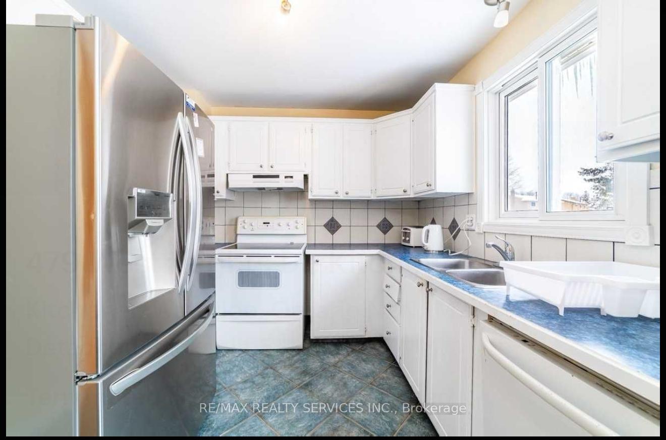 Photo 10 of Unit Main Level, 479 Westheights Drive, Kitchener — HOMEH
