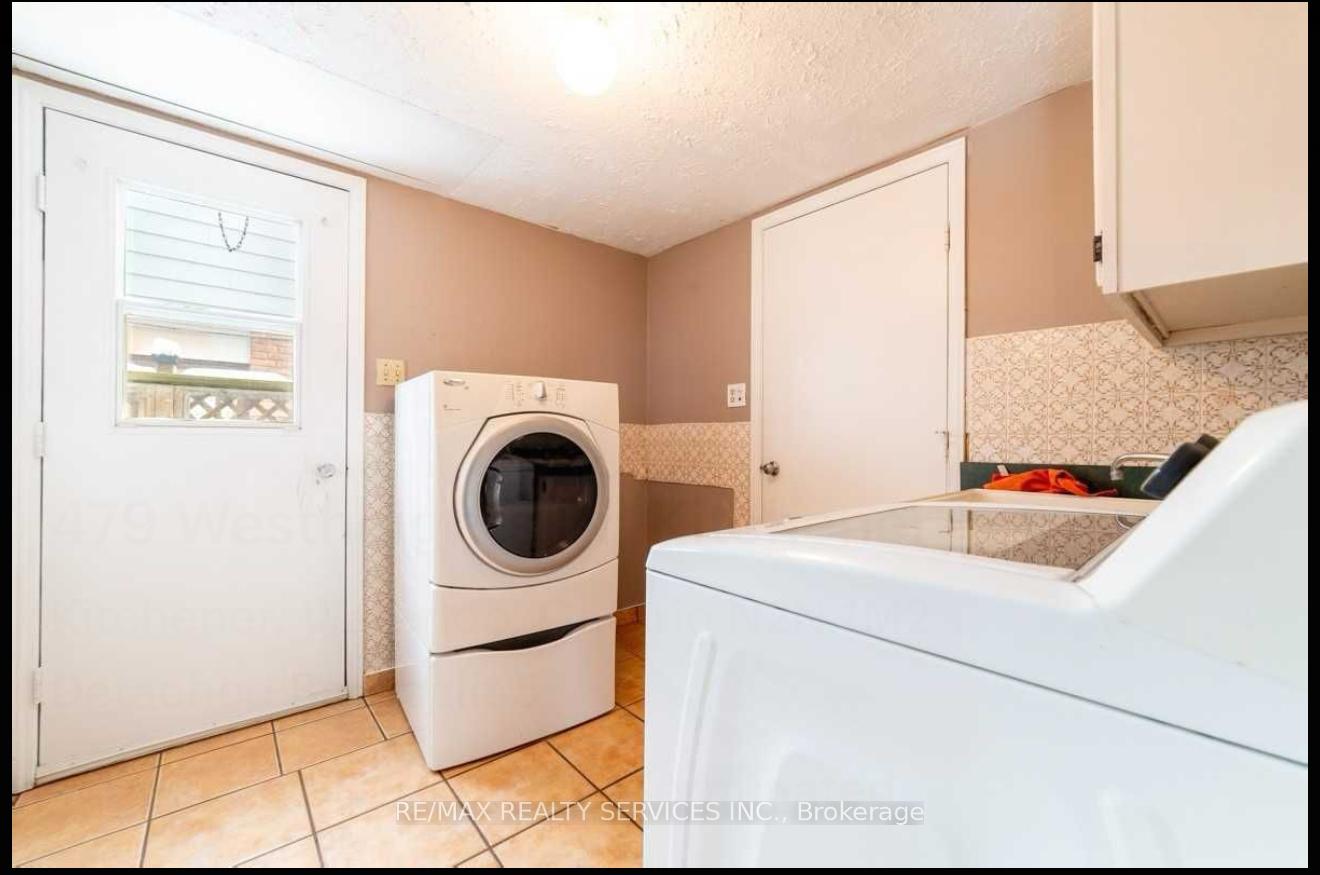 Photo 14 of Unit Main Level, 479 Westheights Drive, Kitchener — HOMEH