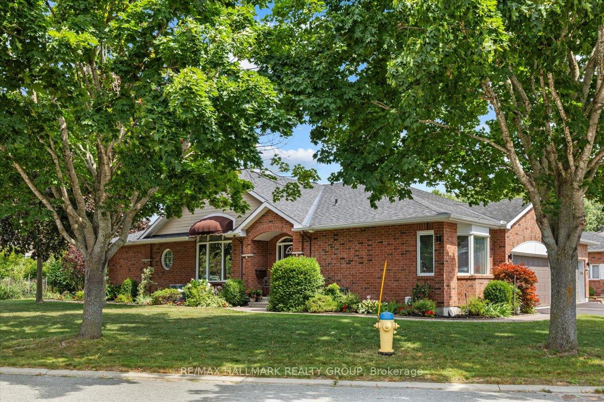 Photo 2 of 50 Kingbird Court, Ottawa, Kanata - Bridlewood — HOMEH
