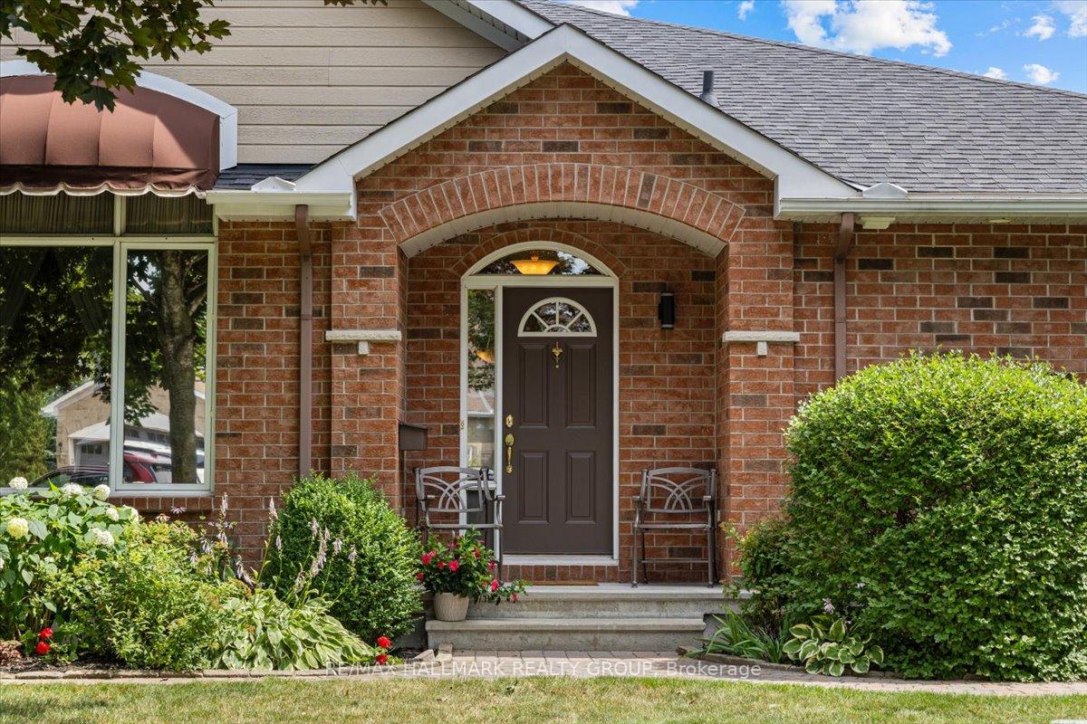 Photo 3 of 50 Kingbird Court, Ottawa, Kanata - Bridlewood — HOMEH