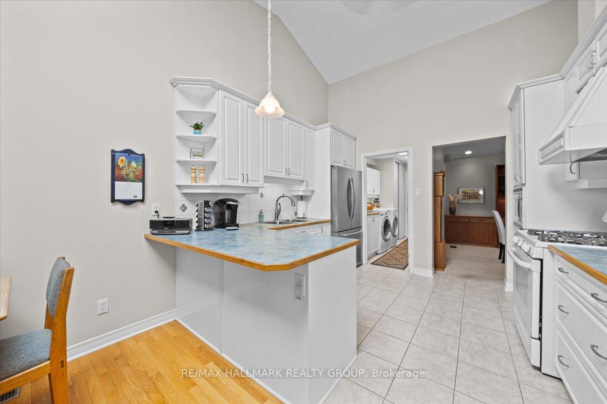 Photo 9 of 50 Kingbird Court, Ottawa, Kanata - Bridlewood — HOMEH