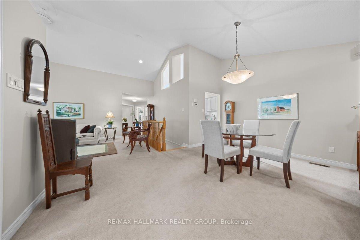 Photo 14 of 50 Kingbird Court, Ottawa, Kanata - Bridlewood — HOMEH