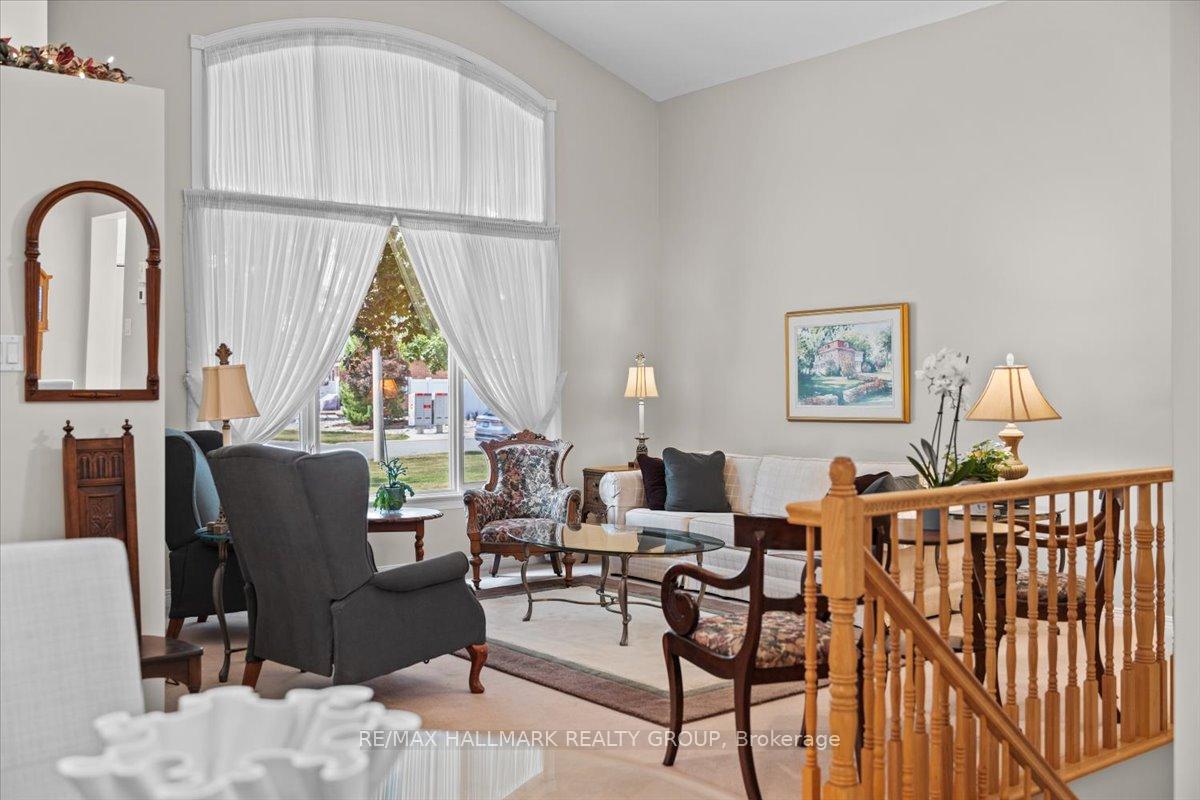 Photo 18 of 50 Kingbird Court, Ottawa, Kanata - Bridlewood — HOMEH