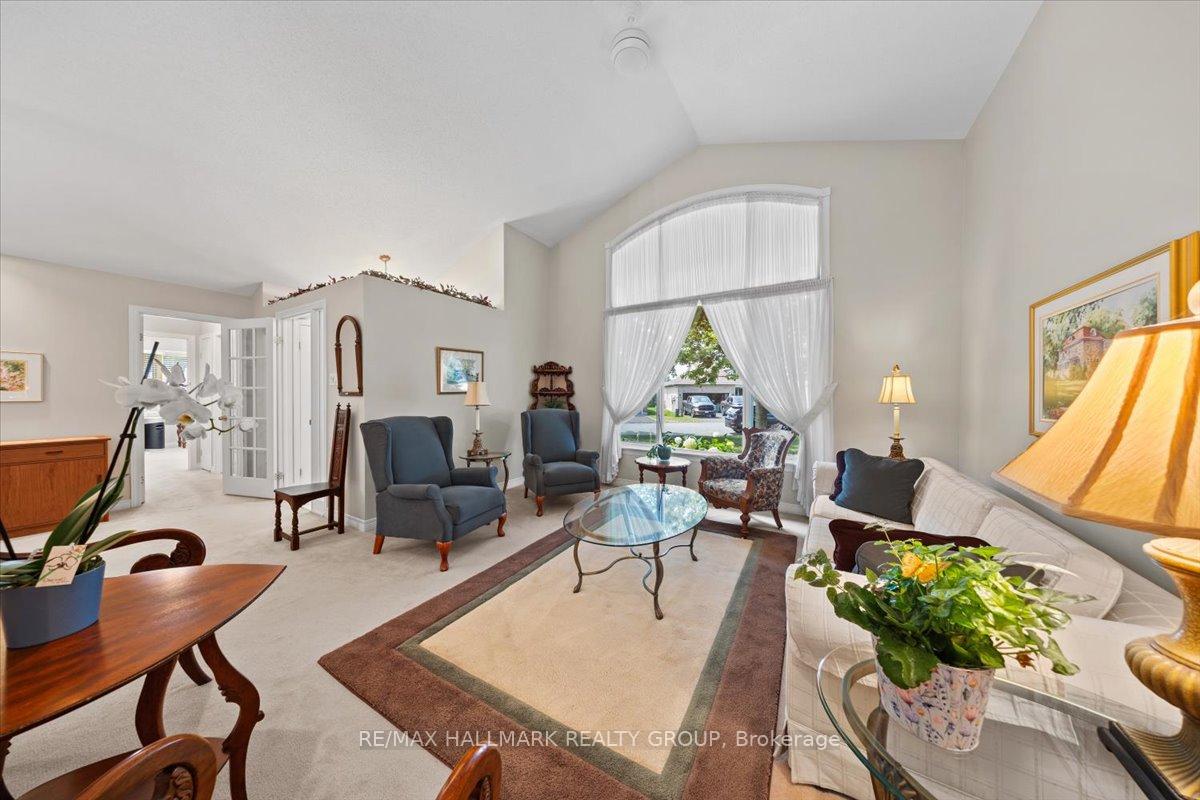 Photo 19 of 50 Kingbird Court, Ottawa, Kanata - Bridlewood — HOMEH