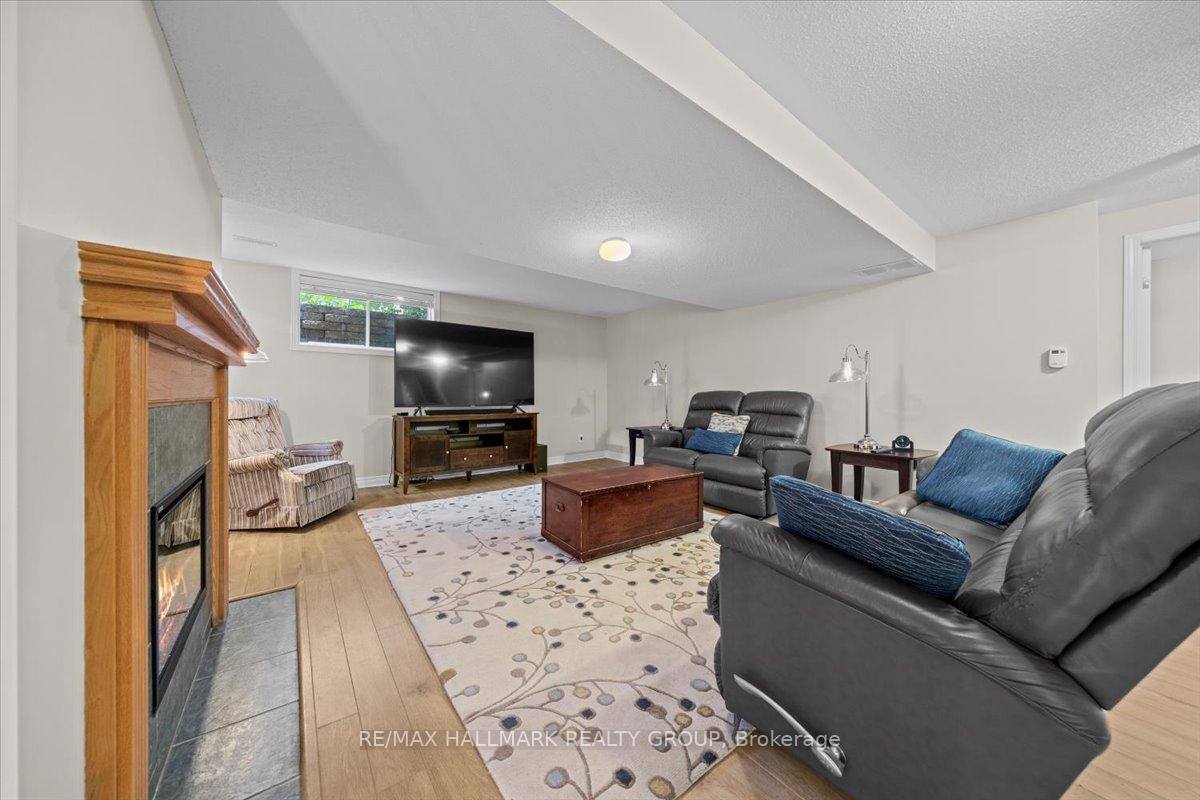 Photo 30 of 50 Kingbird Court, Ottawa, Kanata - Bridlewood — HOMEH