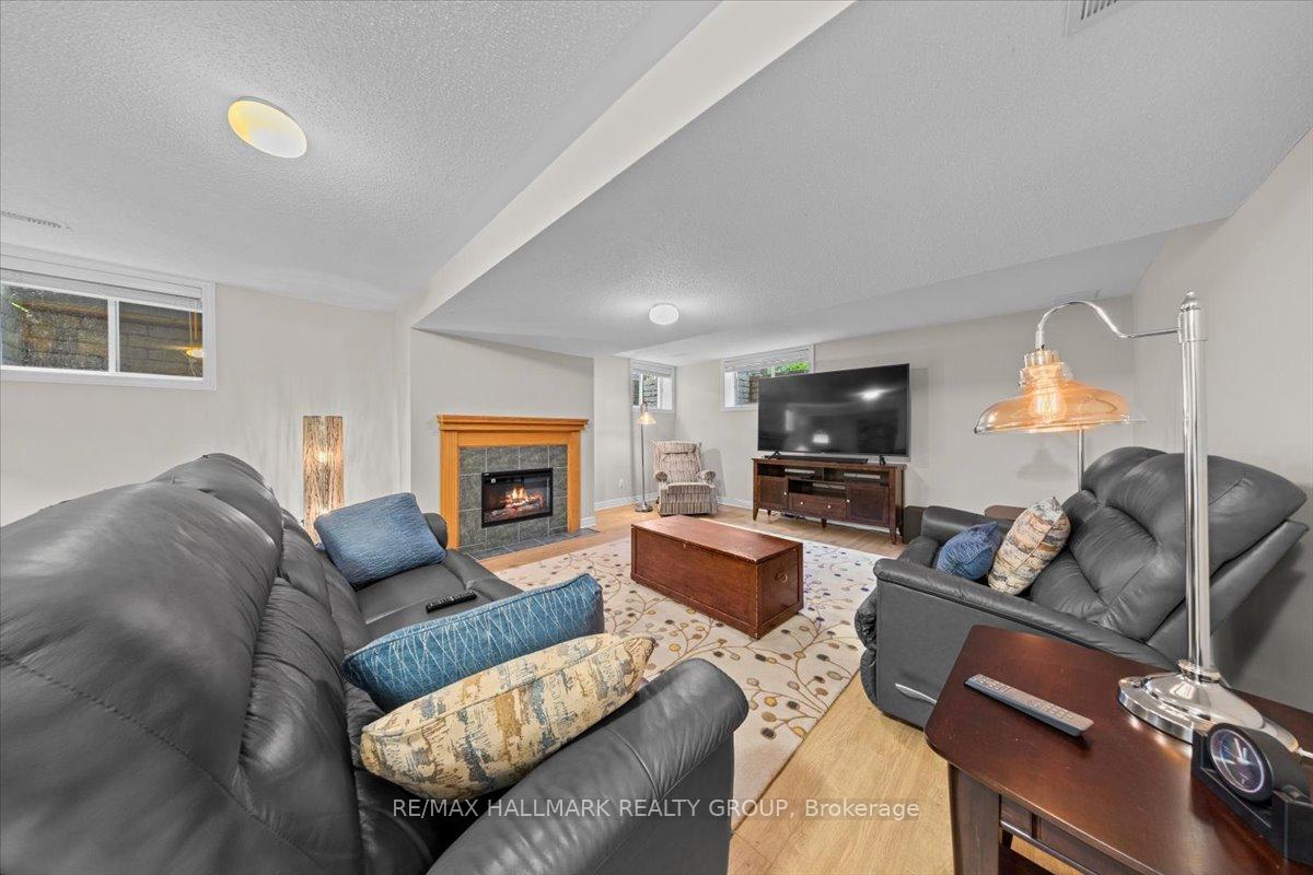 Photo 31 of 50 Kingbird Court, Ottawa, Kanata - Bridlewood — HOMEH