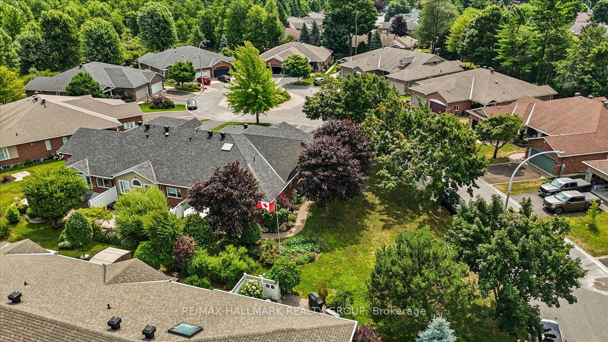 Photo 45 of 50 Kingbird Court, Ottawa, Kanata - Bridlewood — HOMEH
