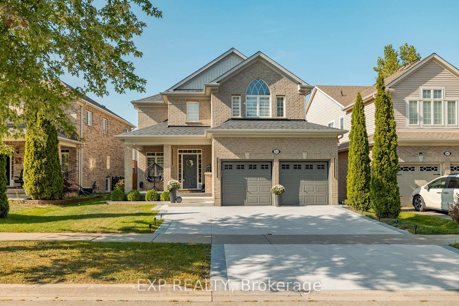 Photo 2 of 243 Sims Estate Drive, Kitchener, Grand River South — HOMEH
