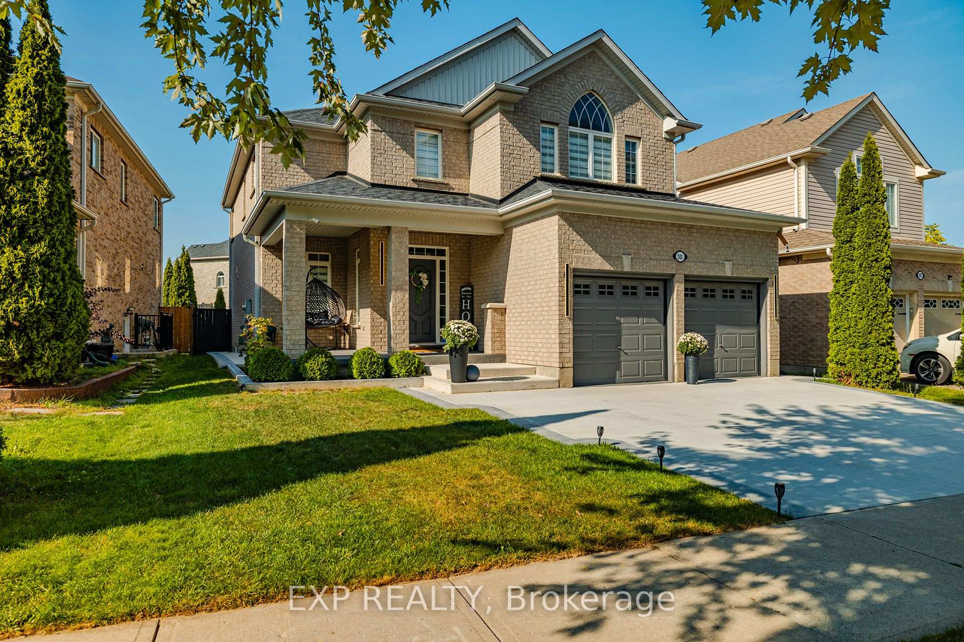 Photo 3 of 243 Sims Estate Drive, Kitchener, Grand River South — HOMEH