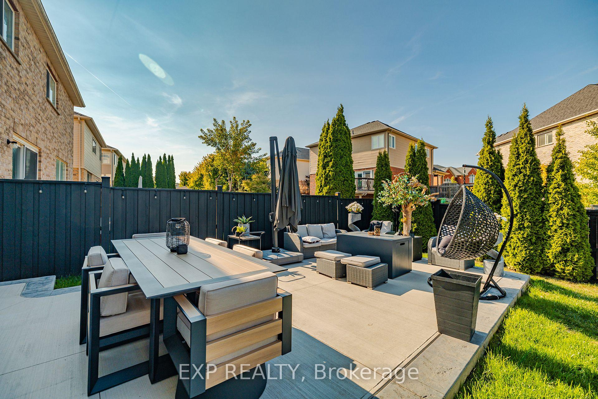 Photo 39 of 243 Sims Estate Drive, Kitchener, Grand River South — HOMEH