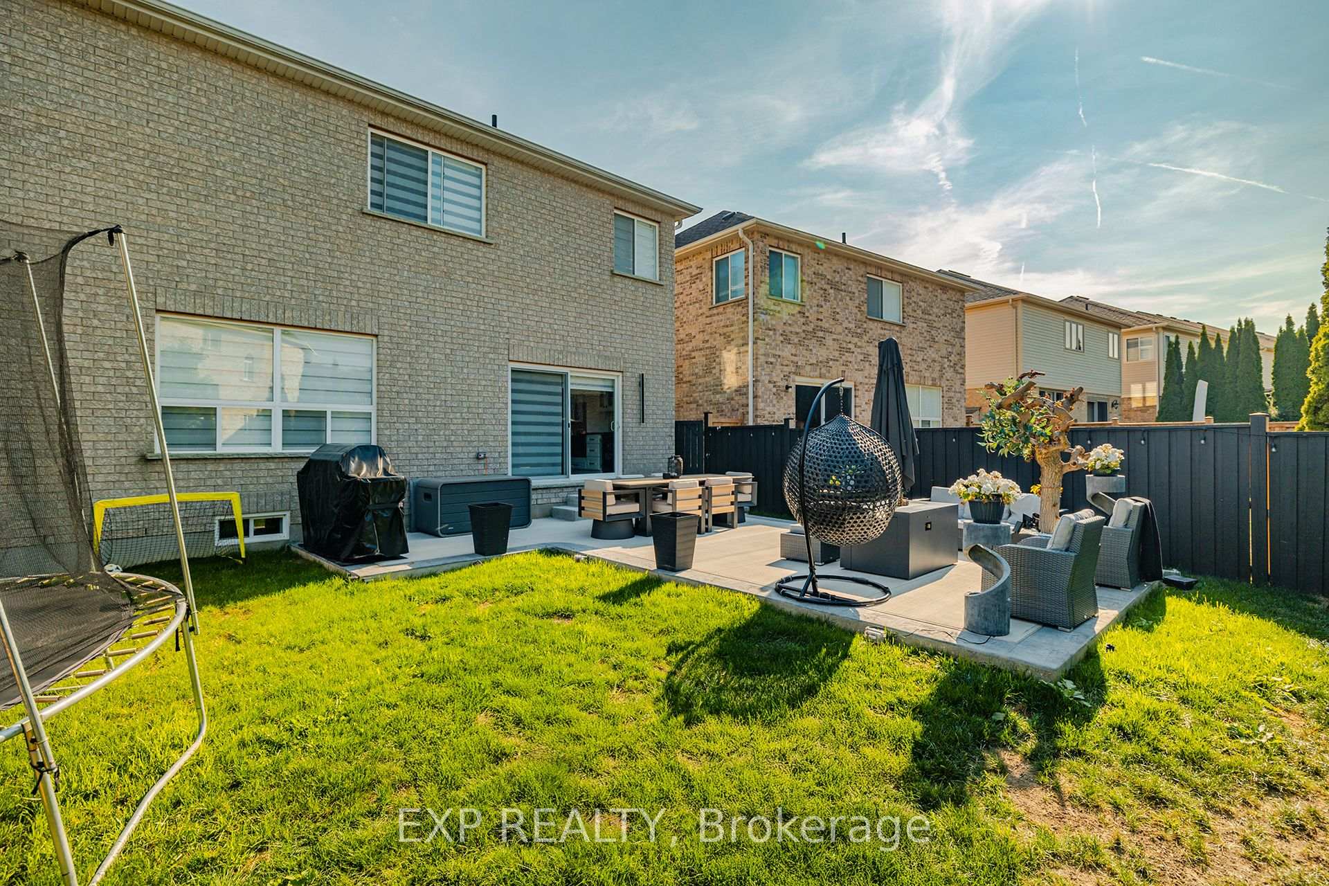 Photo 40 of 243 Sims Estate Drive, Kitchener, Grand River South — HOMEH