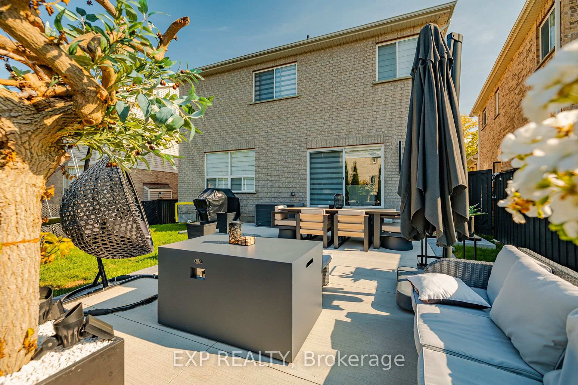 Photo 41 of 243 Sims Estate Drive, Kitchener, Grand River South — HOMEH