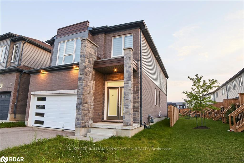 Photo 1 of 44 Saddlebrook Court, Kitchener — HOMEH