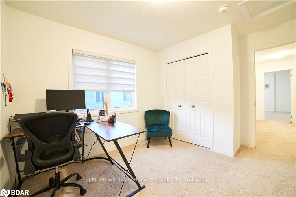 Photo 15 of 44 Saddlebrook Court, Kitchener — HOMEH