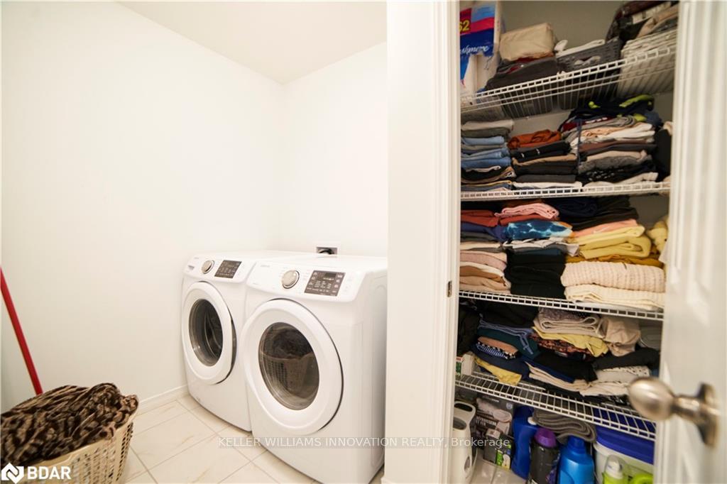 Photo 18 of 44 Saddlebrook Court, Kitchener — HOMEH
