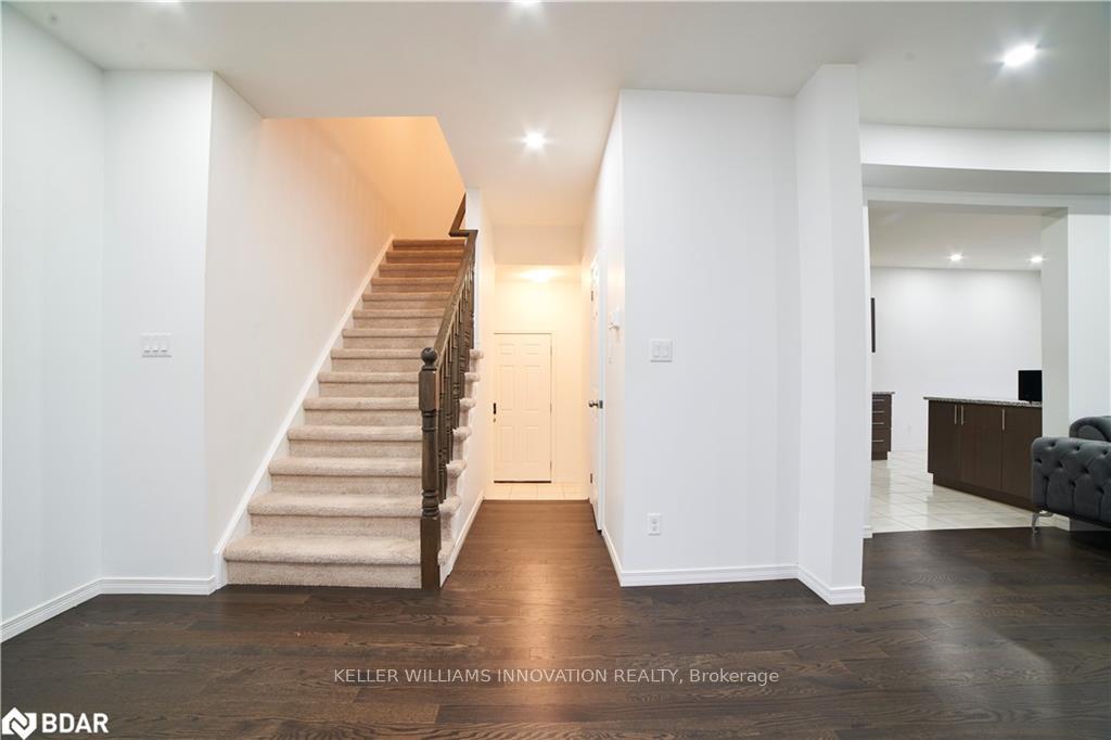 Photo 26 of 44 Saddlebrook Court, Kitchener — HOMEH