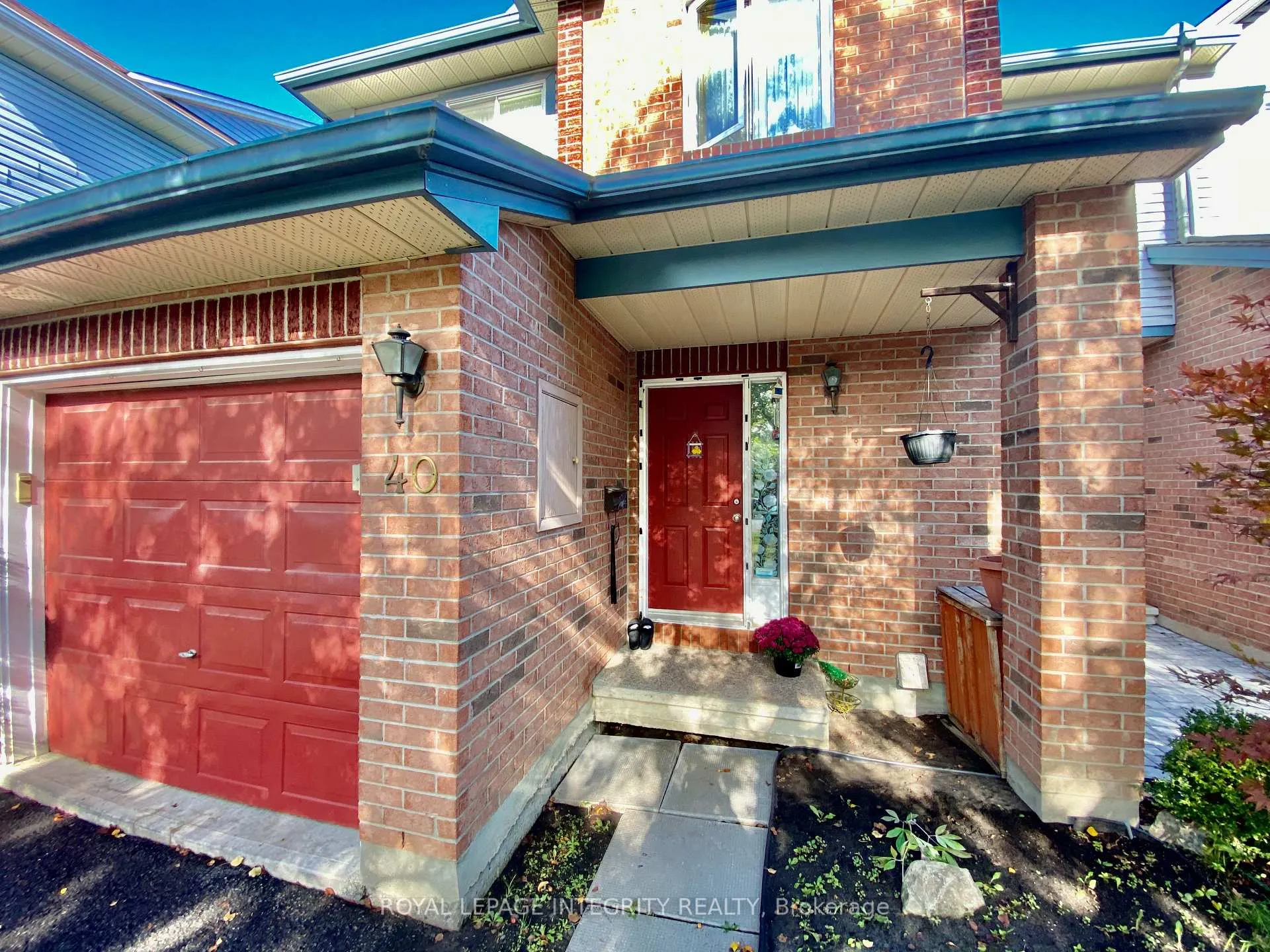 Photo 2 of 40 Jackman Terrace, Ottawa, Kanata - Katimavik — HOMEH
