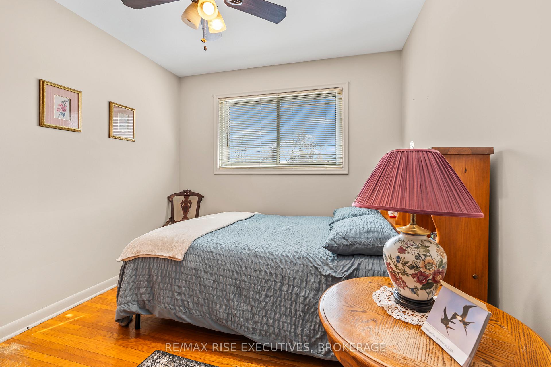 Photo 16 of 50 Briscoe Street, Loyalist, Amherstview — HOMEH