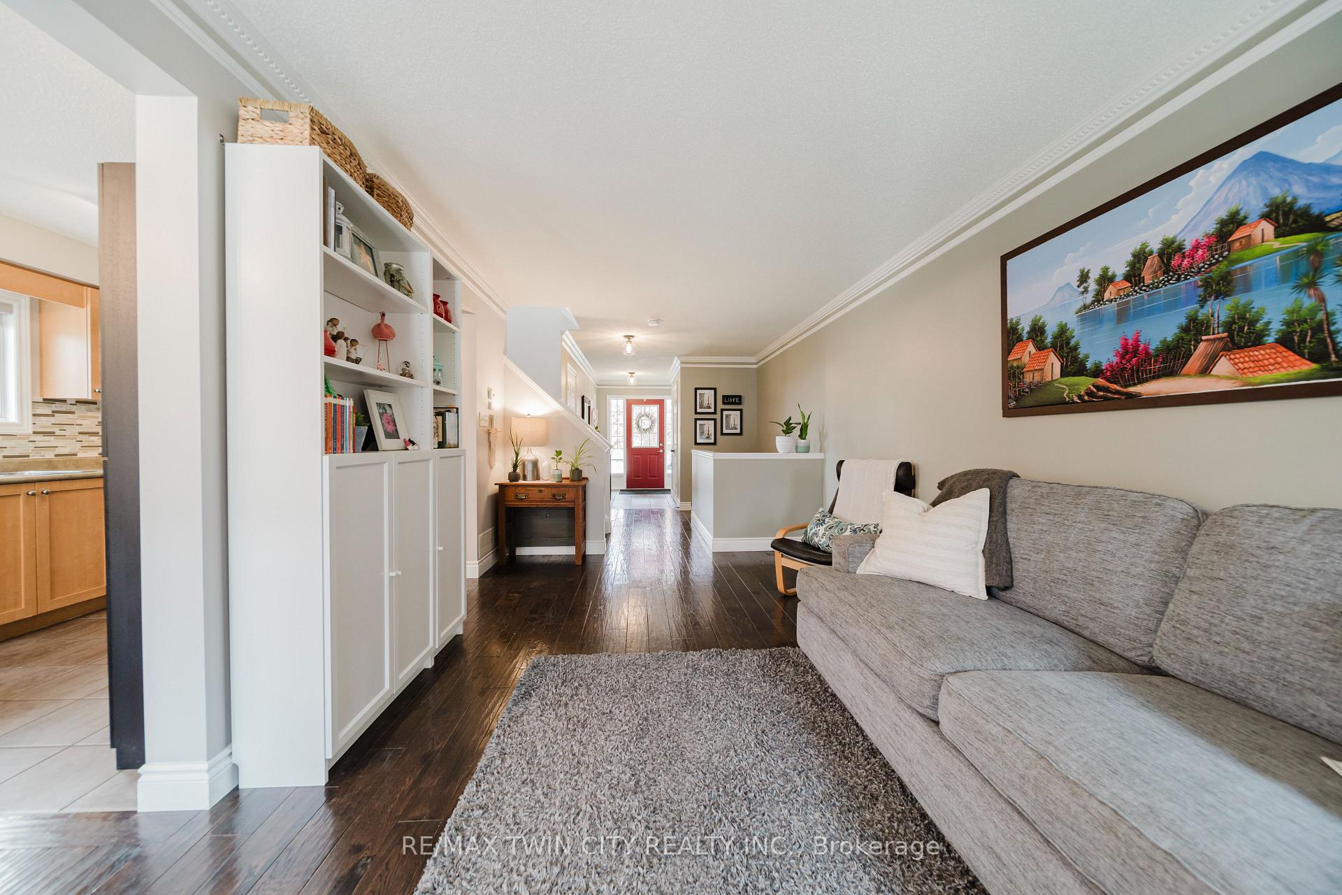 Photo 8 of 55 Isabella Street, Kitchener — HOMEH