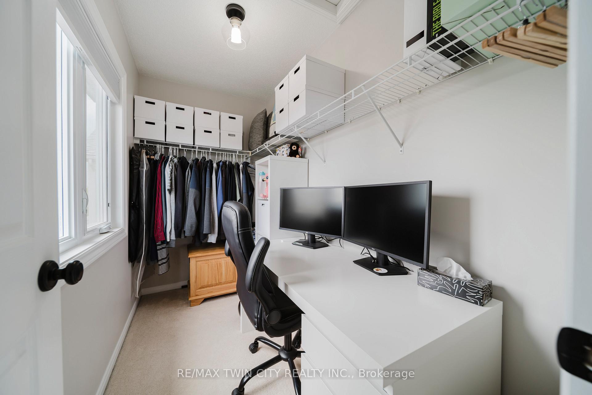 Photo 21 of 55 Isabella Street, Kitchener — HOMEH
