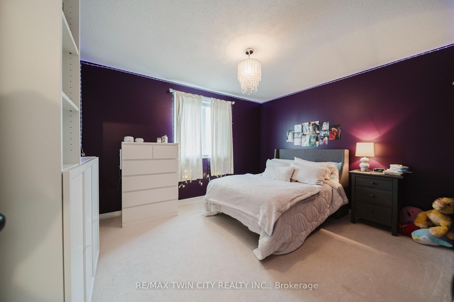 Photo 26 of 55 Isabella Street, Kitchener — HOMEH