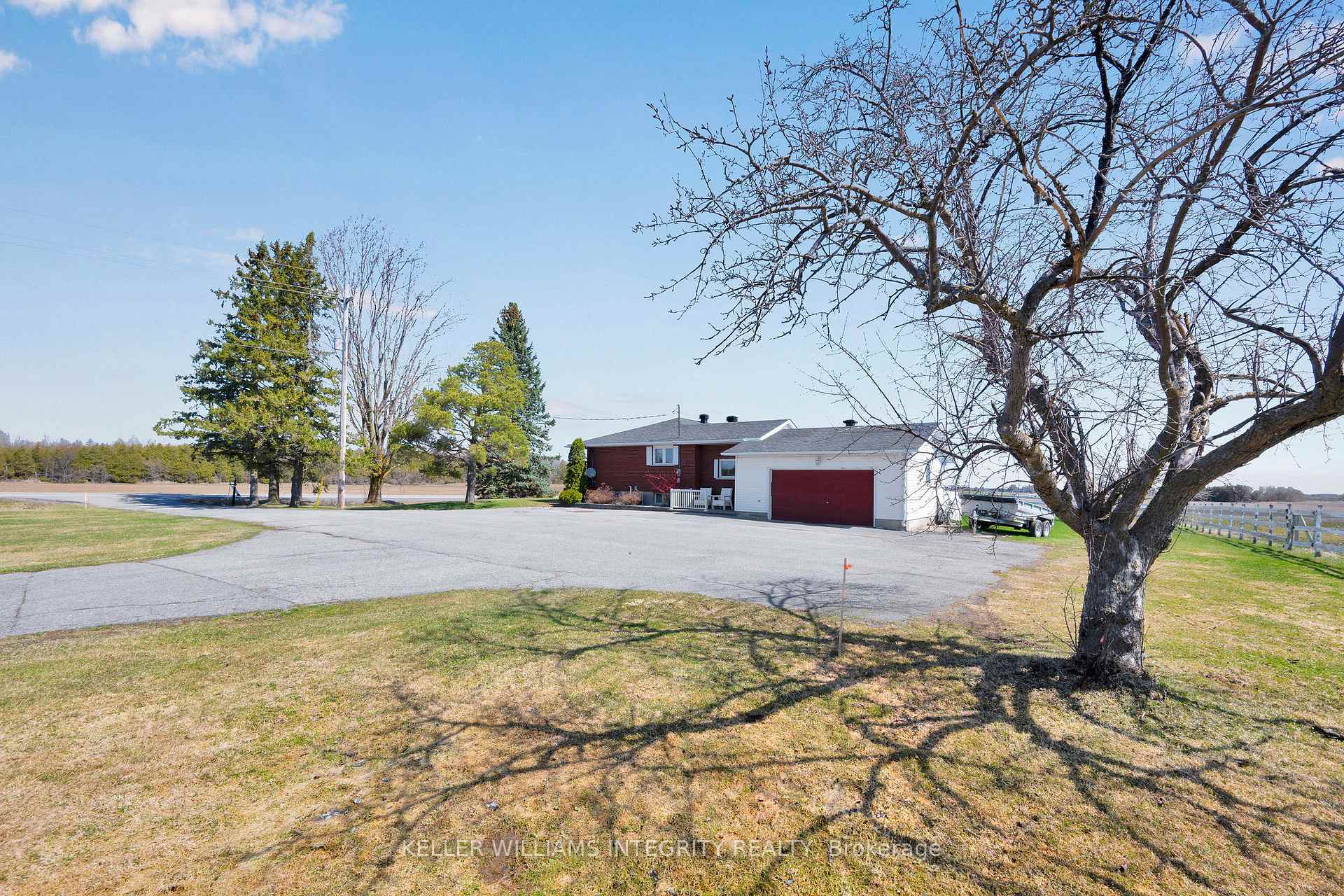 Photo 2 of 2508 Century Road, Ottawa, Rideau Twp W of Hwy 16 North of Reg Rd 6 — HOMEH