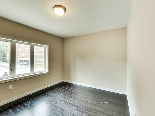 Photo 9 of Unit UPPER #3, 121 Young Street, Hamilton, Corktown — HOMEH