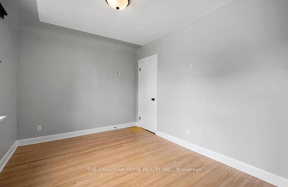 Photo 7 of 194 Borden Avenue S, Kitchener — HOMEH