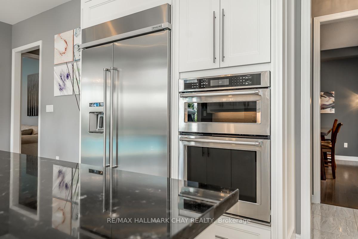 Photo 16 of 51 Cloverhill Crescent, Innisfil, Cookstown — HOMEH