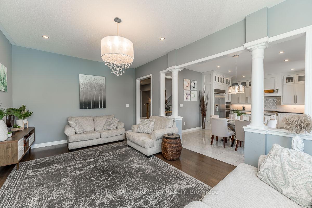 Photo 19 of 51 Cloverhill Crescent, Innisfil, Cookstown — HOMEH