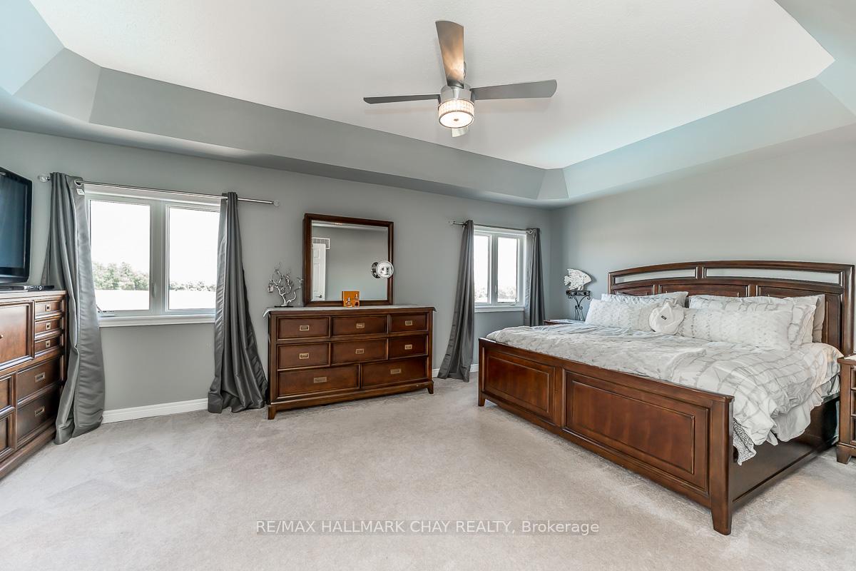 Photo 25 of 51 Cloverhill Crescent, Innisfil, Cookstown — HOMEH