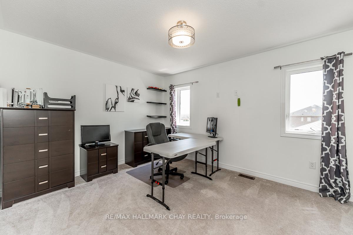 Photo 30 of 51 Cloverhill Crescent, Innisfil, Cookstown — HOMEH