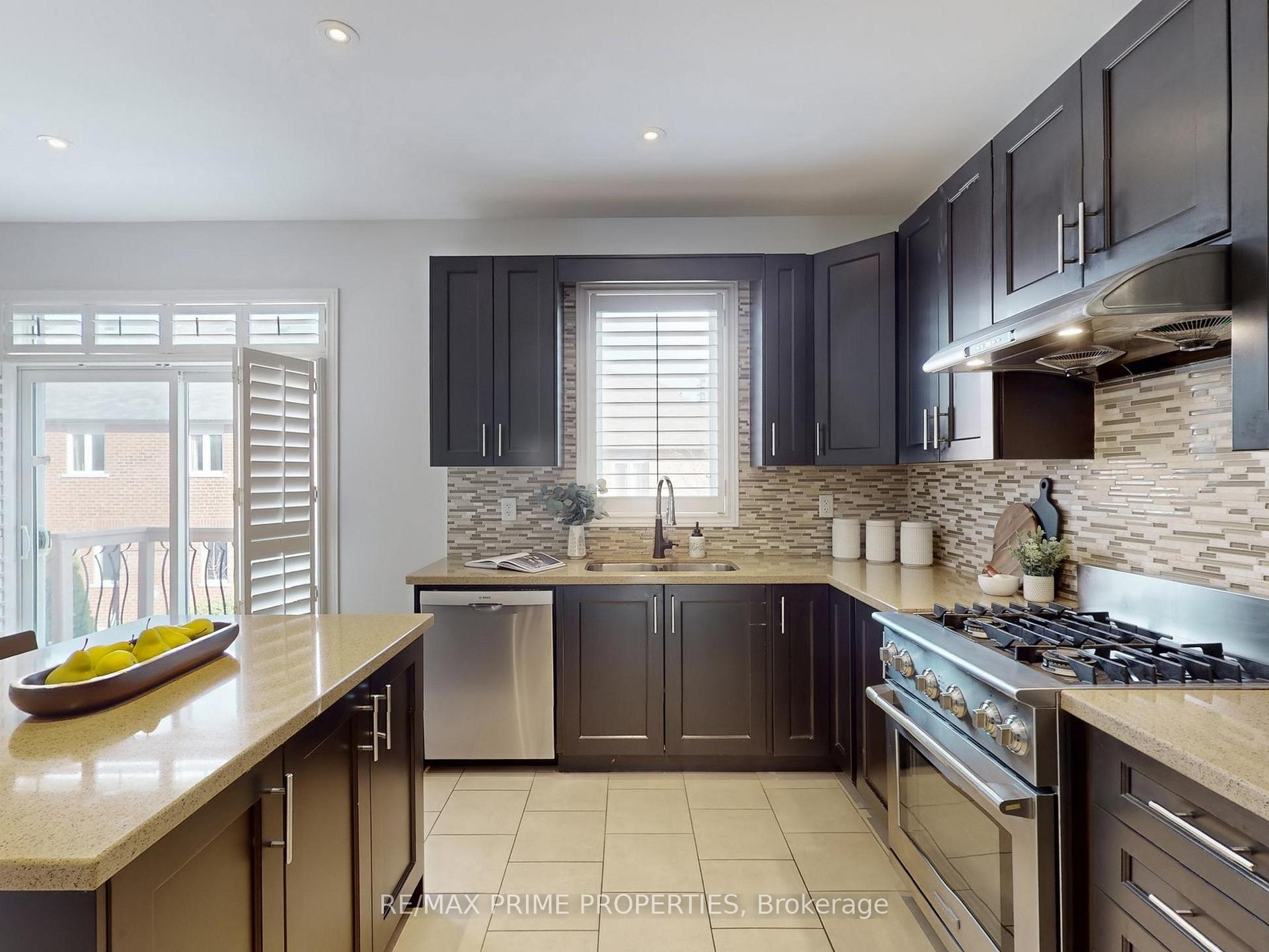 Photo 15 of 71 Everett Street, Markham, Wismer — HOMEH