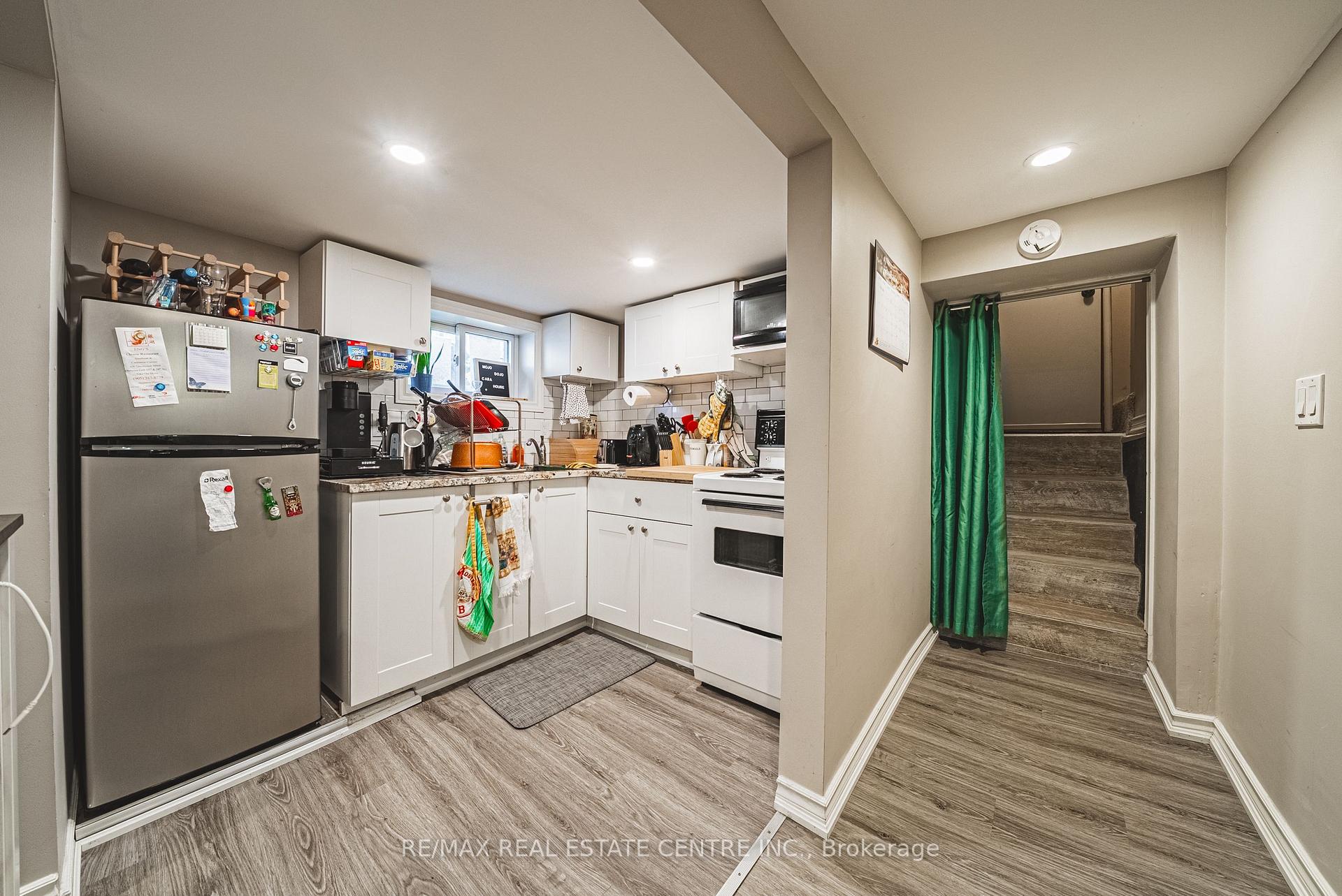 Photo 9 of Unit Basement, 211 Walter Avenue S, Hamilton, Glenview — HOMEH