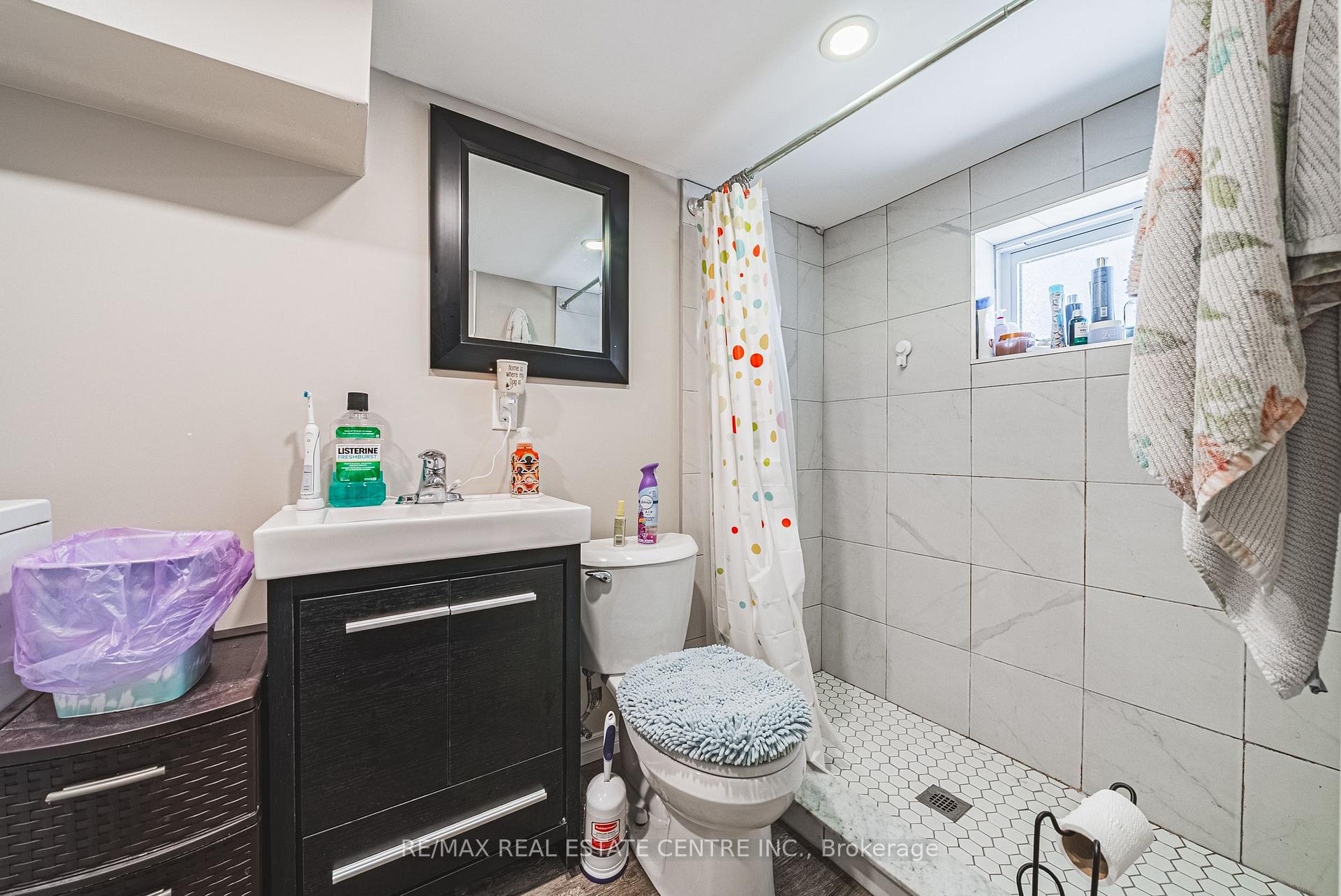Photo 10 of Unit Basement, 211 Walter Avenue S, Hamilton, Glenview — HOMEH
