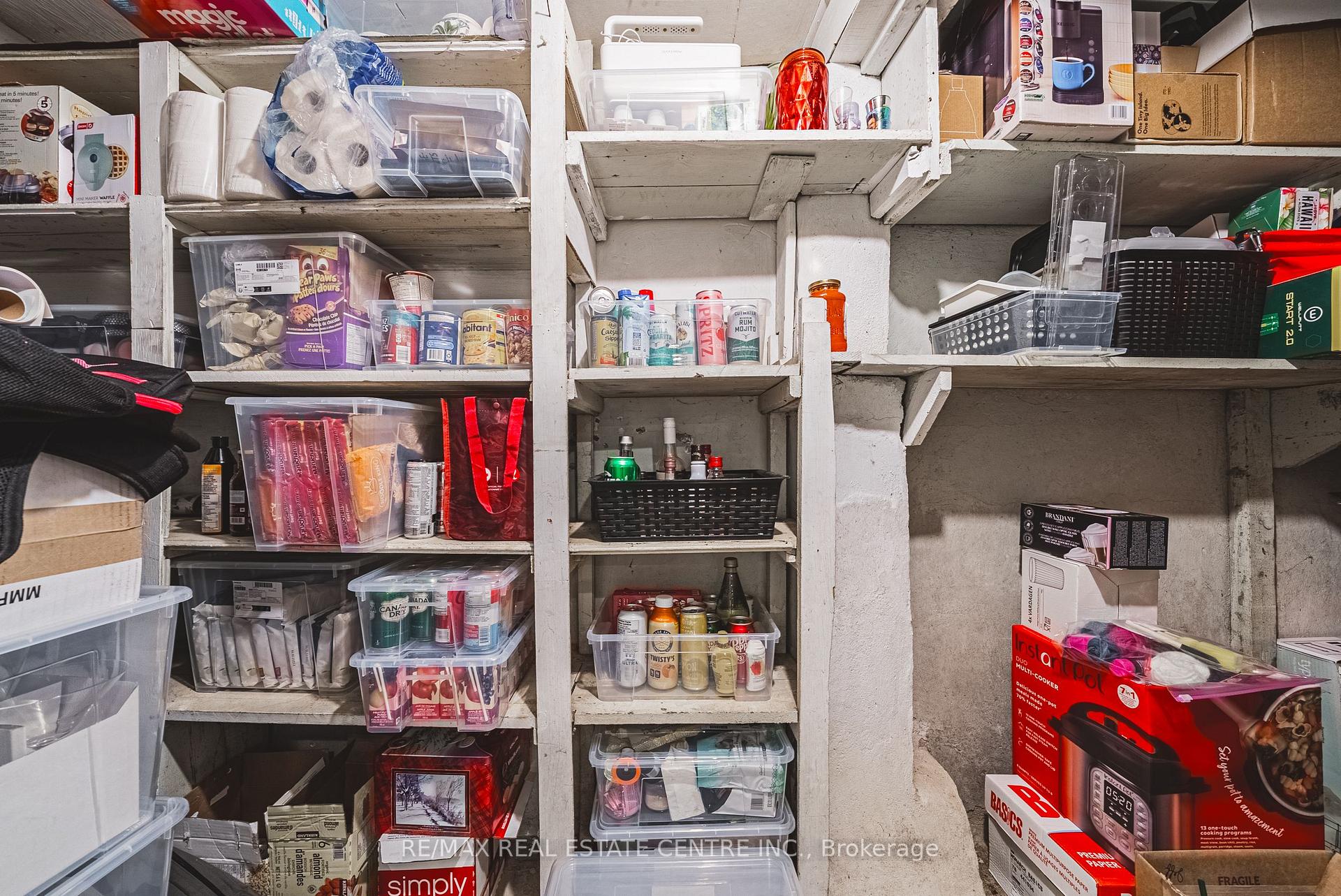Photo 15 of Unit Basement, 211 Walter Avenue S, Hamilton, Glenview — HOMEH