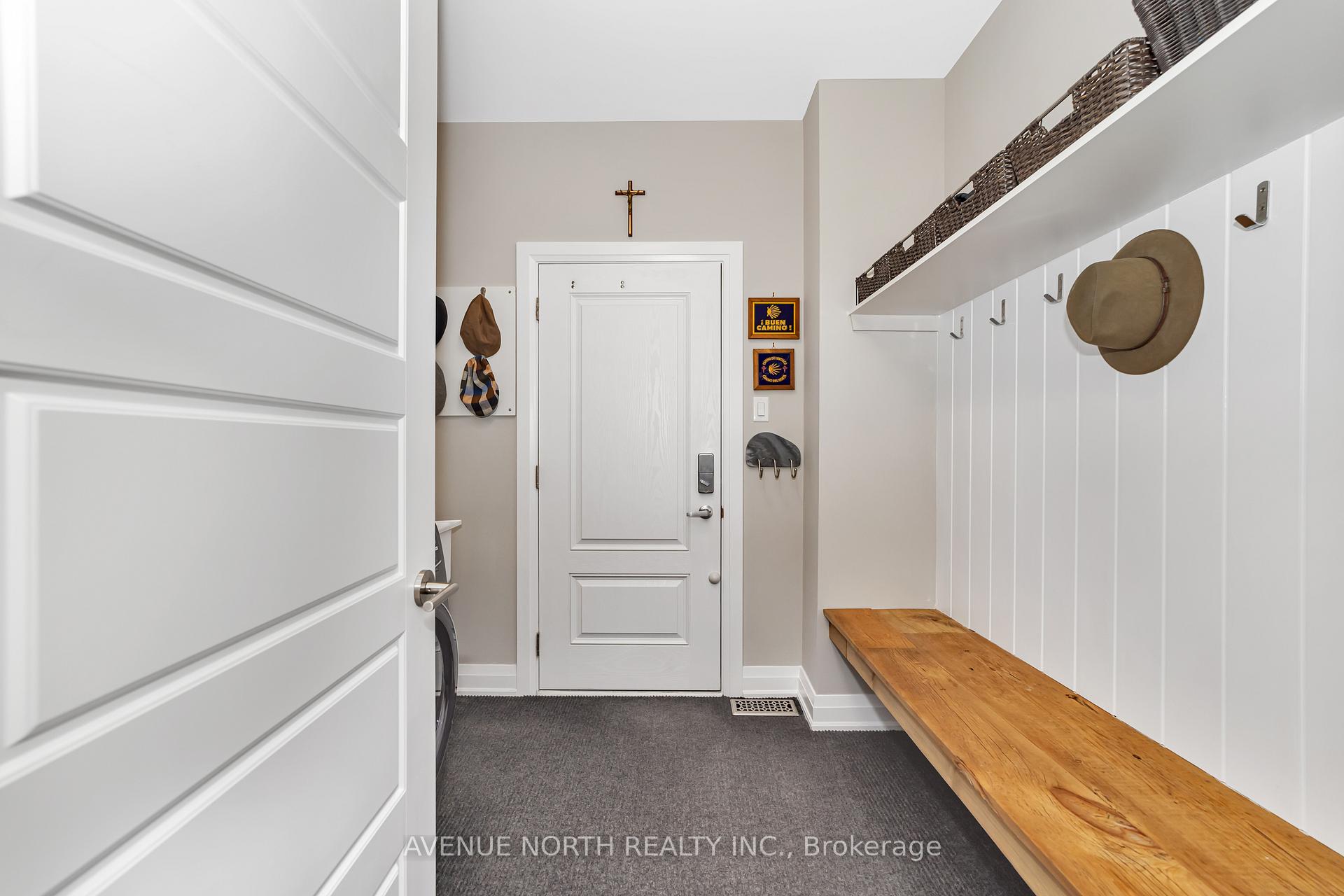 Photo 13 of 742 Coast Circle, Ottawa, Mahogany Community — HOMEH