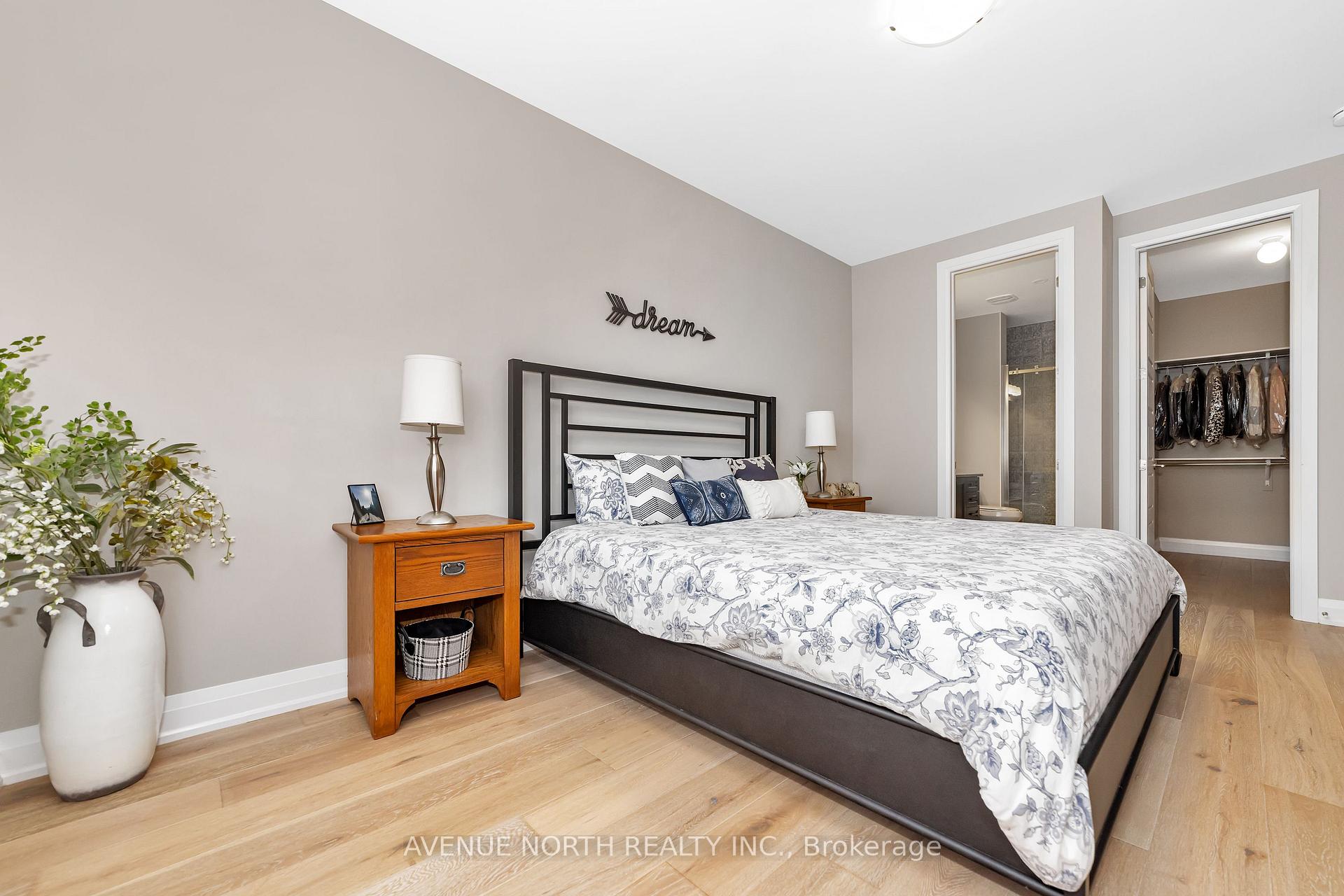 Photo 22 of 742 Coast Circle, Ottawa, Mahogany Community — HOMEH